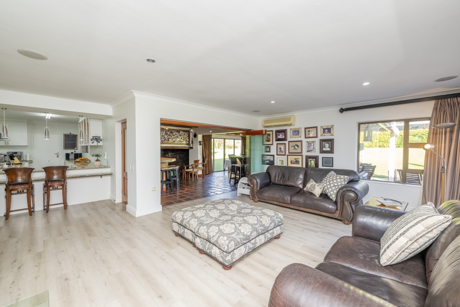 3 Bedroom Property for Sale in Vierlanden Western Cape
